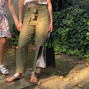 Aritzia High Rise Ankle Crop Pants